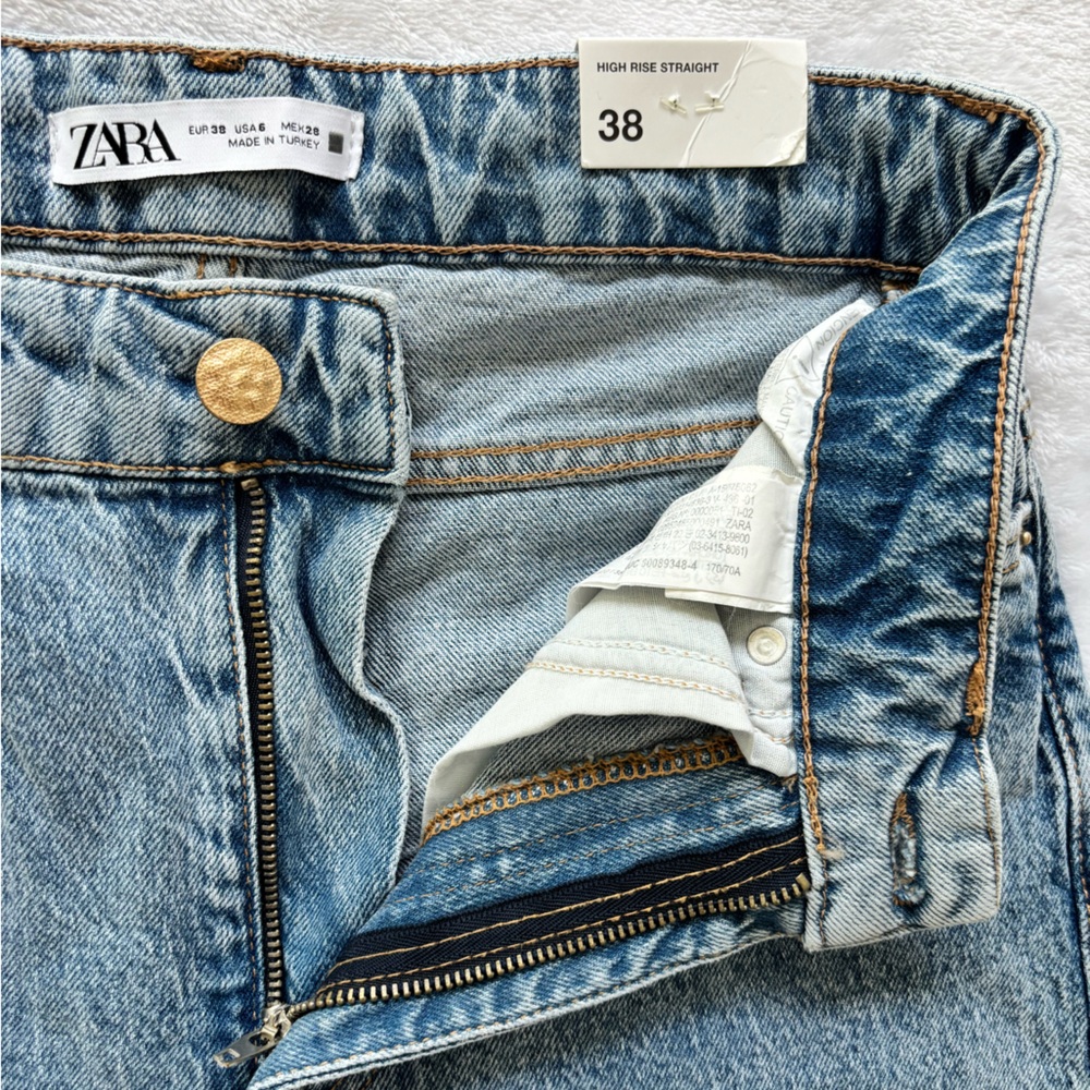 ZARA High Rise Full Length Straight Leg Blue Jeans--6 - Picture 8 of 16